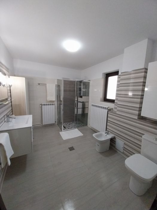 Vand casă în 23 August. CONSTANȚA