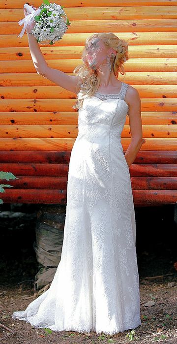 Уникална сватбена  рокля