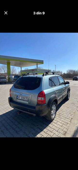 Vând  schimb cu rulota Tucson jm 2006 4x4 , itp si asigurare valabile