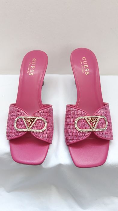 GUESS Три модела летни чехли с ток
