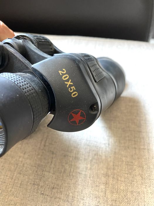 Продавам бинокъл 20х50