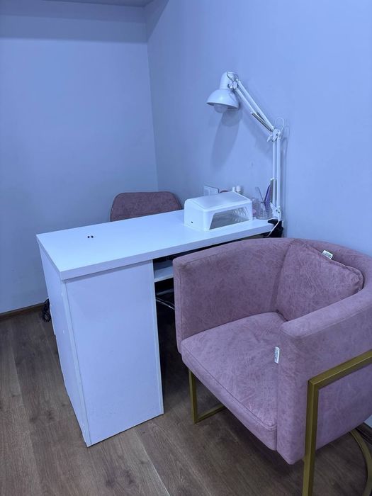 Manikurniy mebel kamlekt