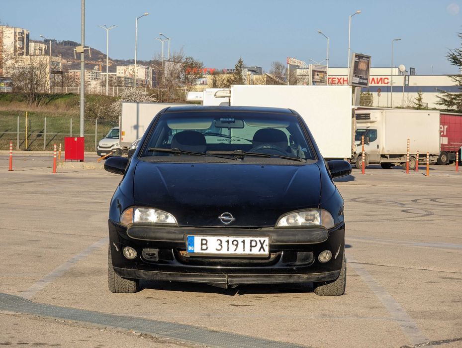 Опел Тигра 1.4 Бензин 90 к - 1998 г