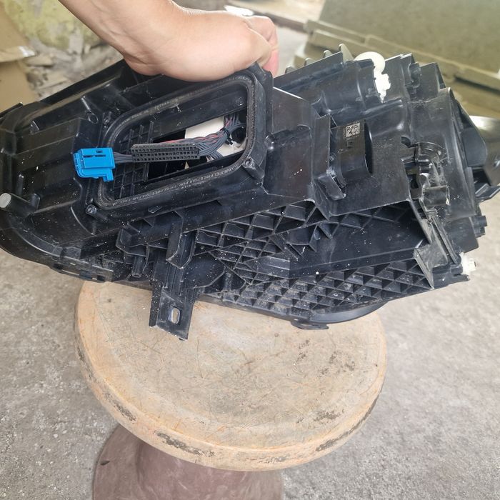 Mercedes Benz B 247 multibeam full led 2021 десен фар