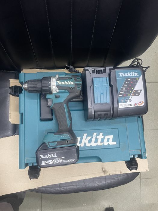 винтоверт безчетков  makita BL ddf484 куфар зарядно и 3а батерия