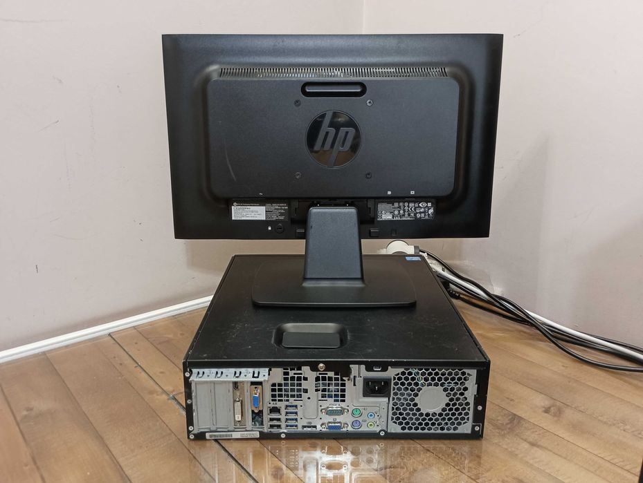 Настолен компютър HP Compaq 8300 Elite