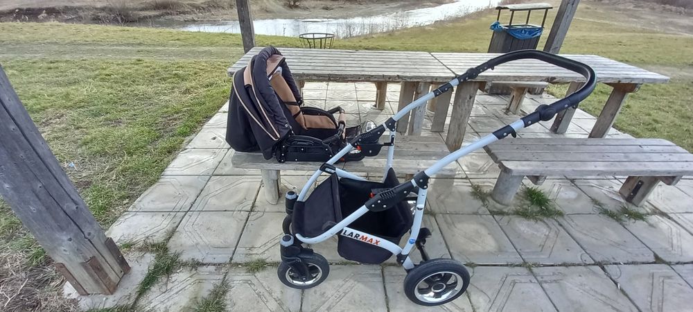 Carucior copii pliabil Larmax