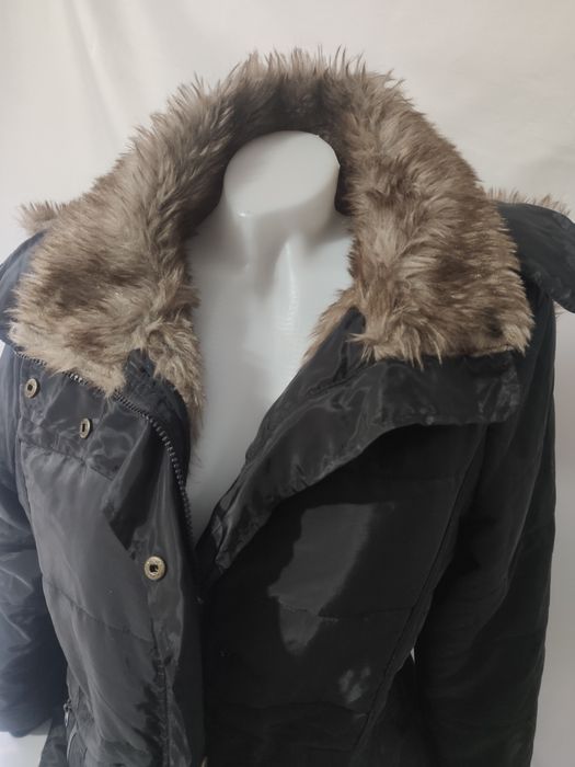 Geacă de damă cu glugă