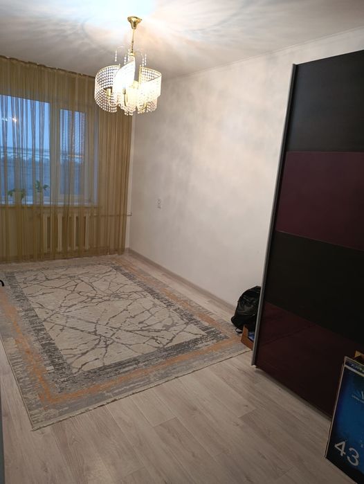 Продам 3 ком квартиру в Опытном  5/5 эт