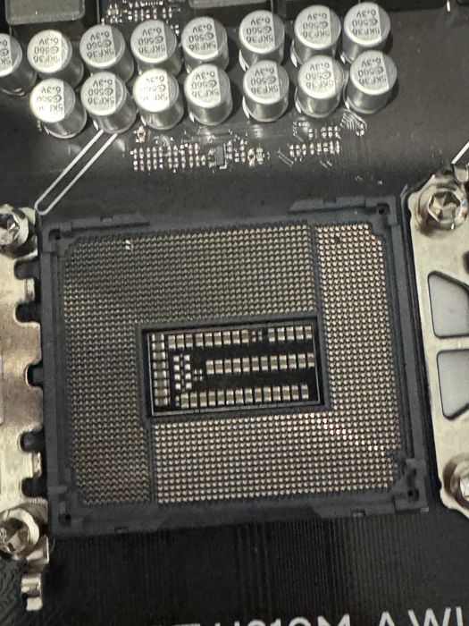 Placa de baza h810m defecta