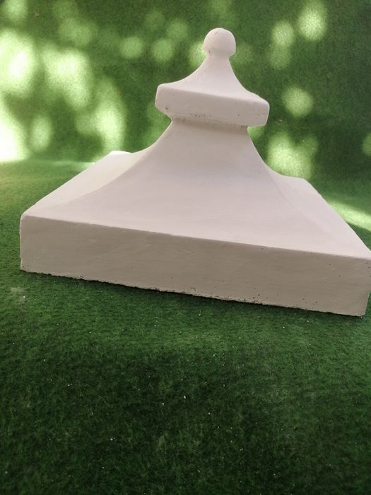 Capace pentru stâlp de gard cu diferite dimensiuni și diferite modele