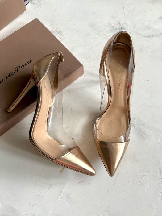 Брендовые туфли на каблуке, 40 р, оригиналы, разные