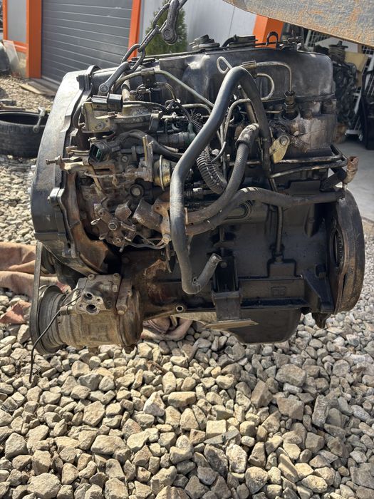 двигател/мотор за mitsubishi pajero 2 2.5