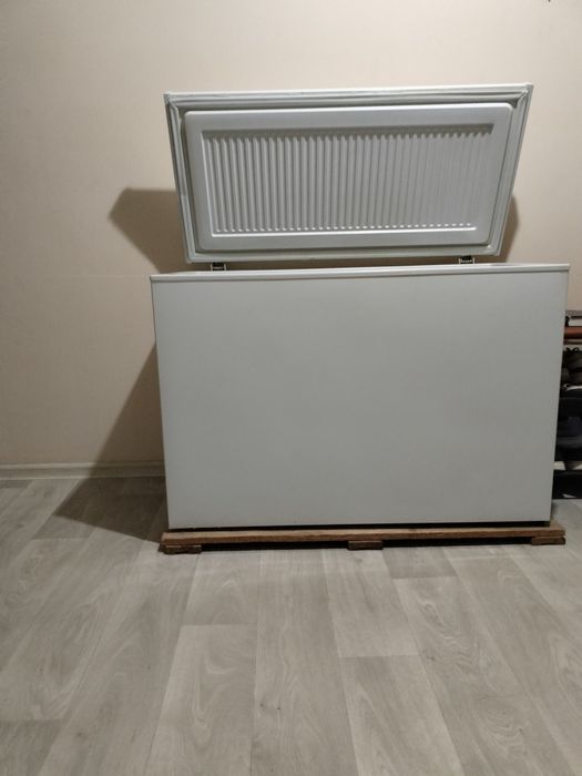 Морозильник Бирюса