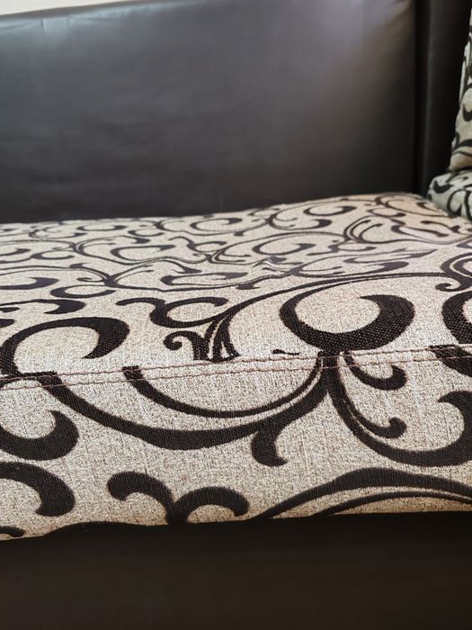 Диван с функция сън