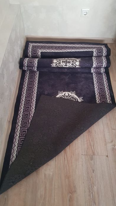 Продам  дорожку и ковер б/у