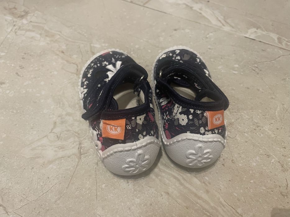 Пантофки Колев и Колев