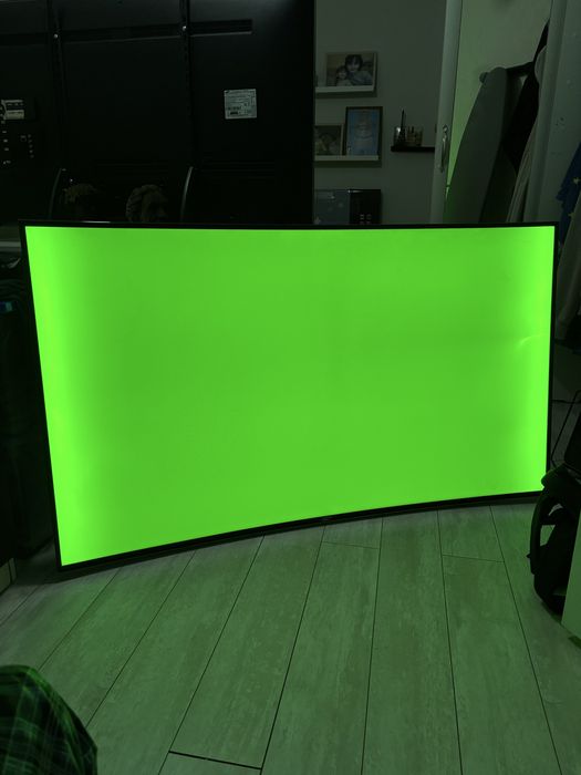 Телевизор Samsung UE65HU8700T 65”