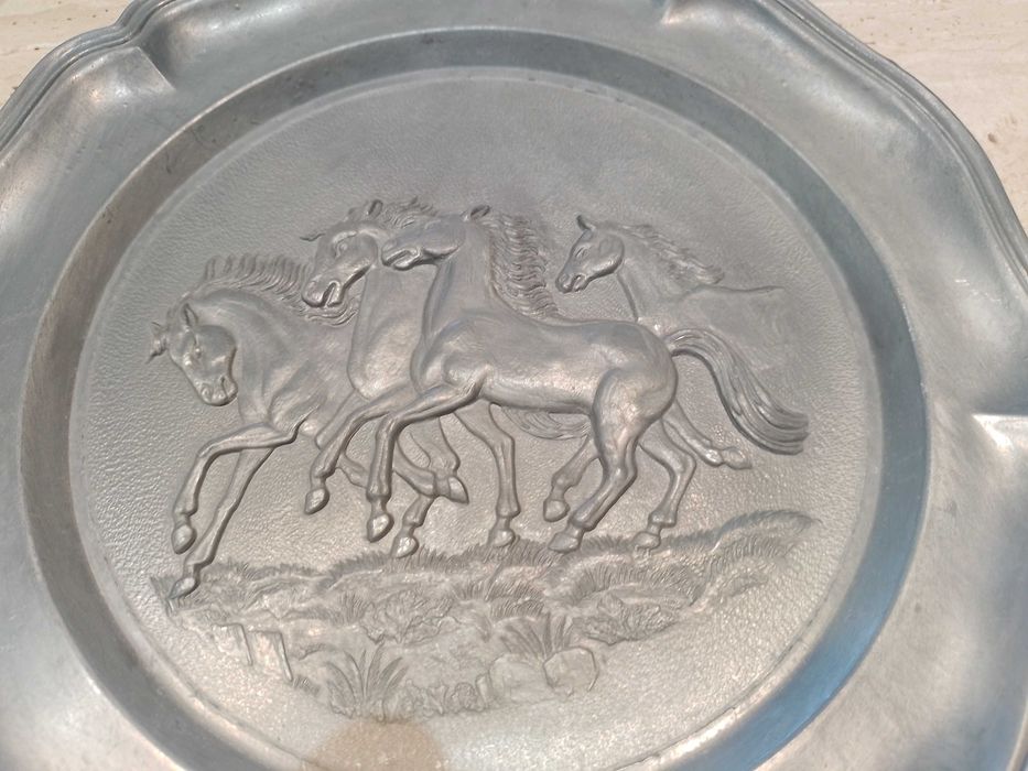 Farfurii din Zink, decorative, Germany - CADOU, COLECTIONARI