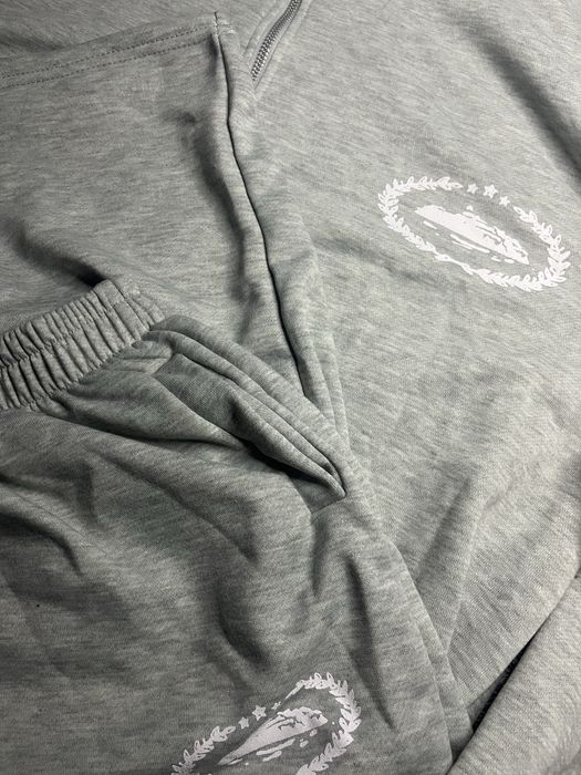 Corteiz tracksuit, Екип на кортез