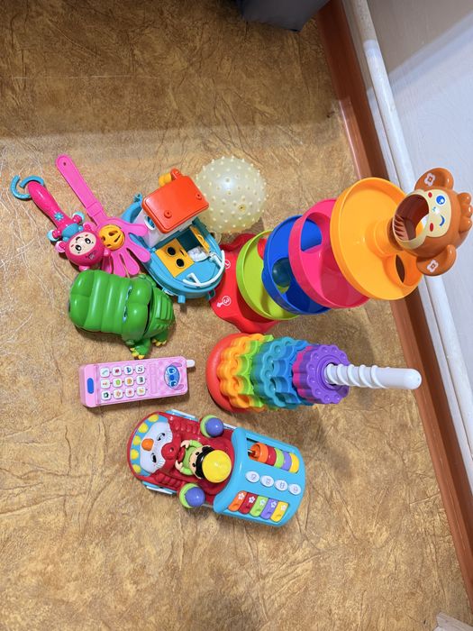 Почти новые игрушки