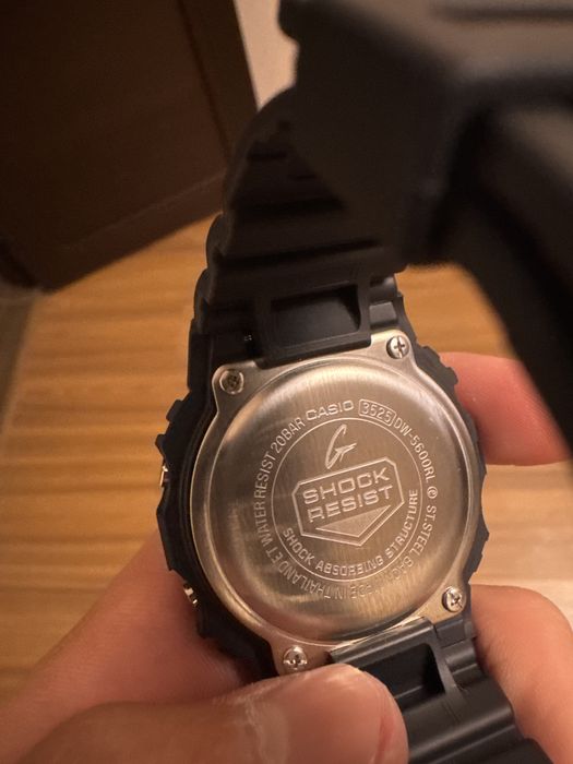 Часы Casio G-SHOCK DW-5600RL