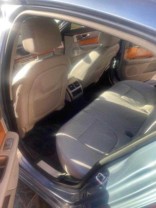 Jaguar XF  2009 2,7 218CP