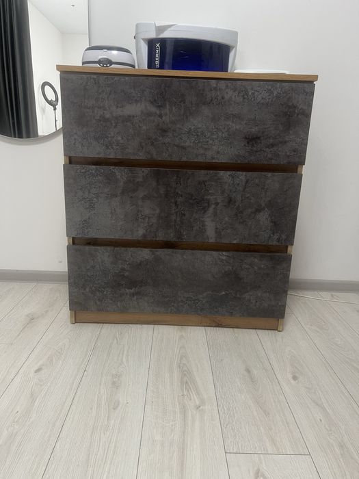 Комод 25000 продам