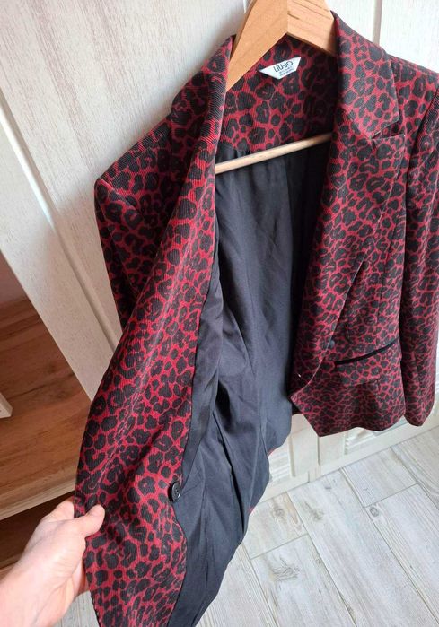 Оригинално сако на LIU-JO