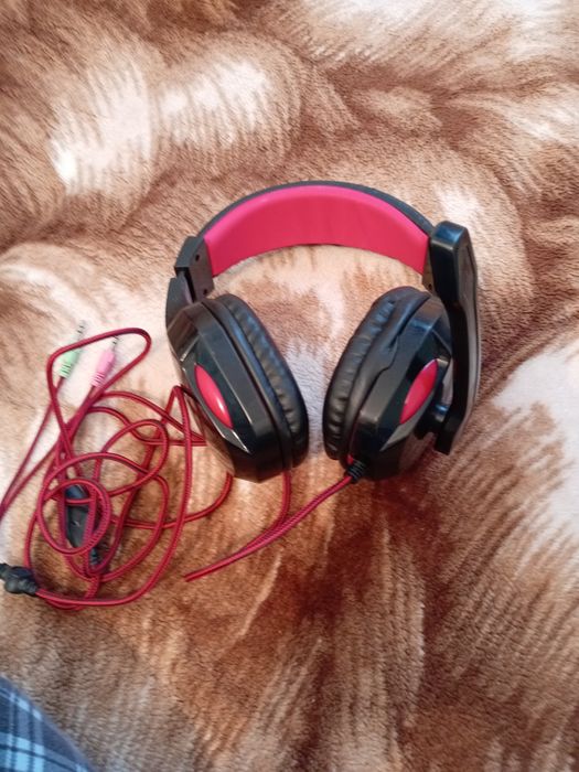 Наушники проводные