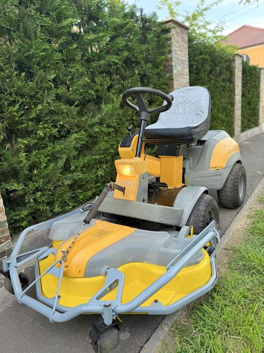 Tractoras de tuns iarba Stiga Park Kohler 25.0cp 724cc profesional