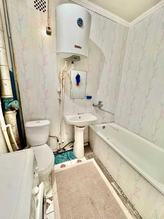 продается  1 комн. квартира