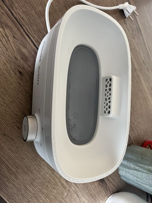 Стерилизатор Philips Avent с функция изсушаване