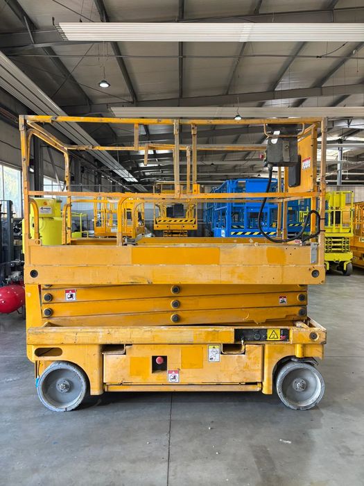 Haulotte Compact 10 (A215) Nacelă electrică tip foarfeca 10m înăltime de lucru