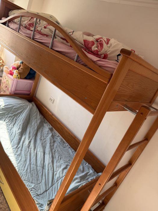 Продам двухчрусную кровать