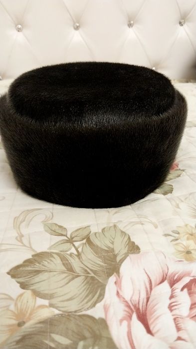 Продам норковую шапку