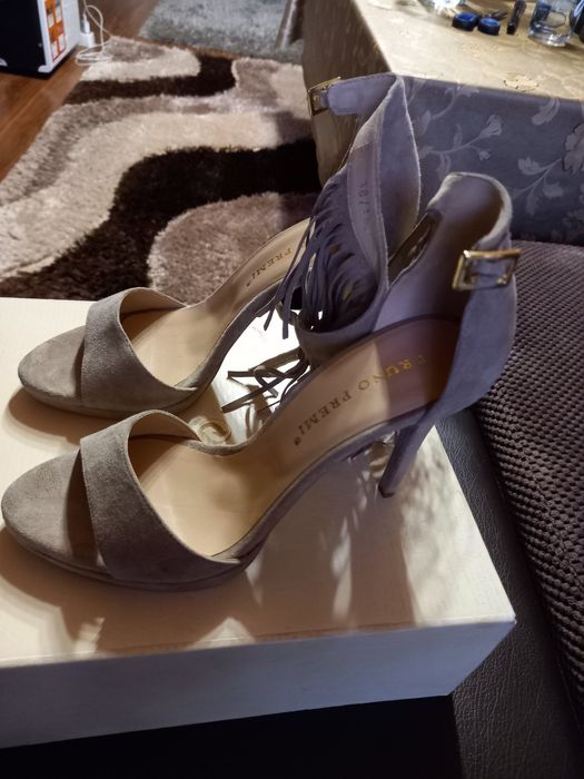 Продавам дамски обувки BRUNO PREMI.