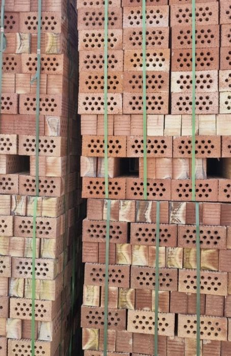 Кирпич жженый красный