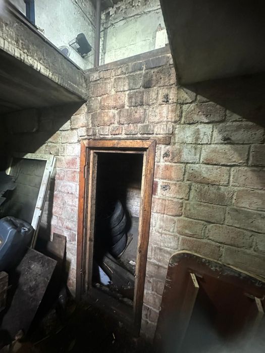 Продается гараж  по улице Красина 4