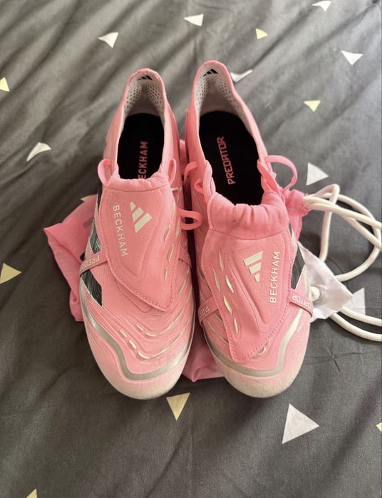 Професионални футболни обувки Adidas Predator - Beckham edition.