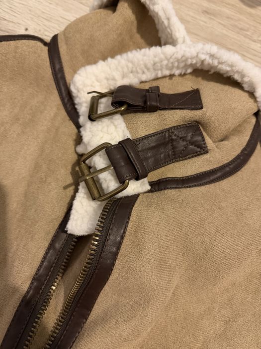 Дамски стилeн кафяв елек