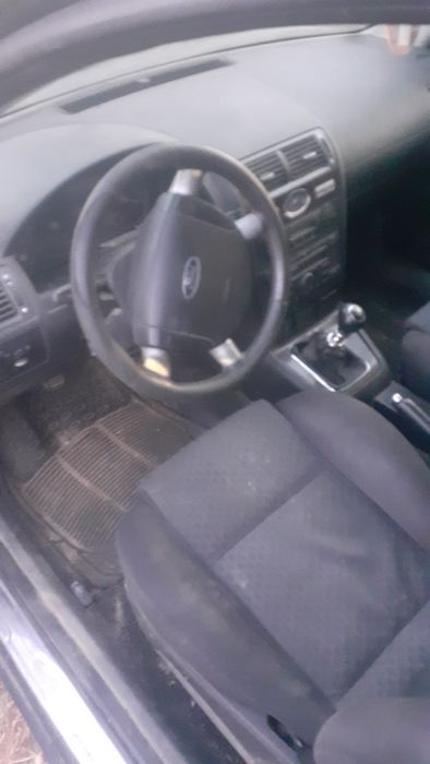 Ford mondeo motoru scoate fum