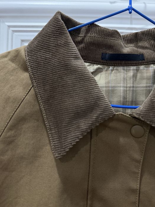Короткий тренч Uniqlo