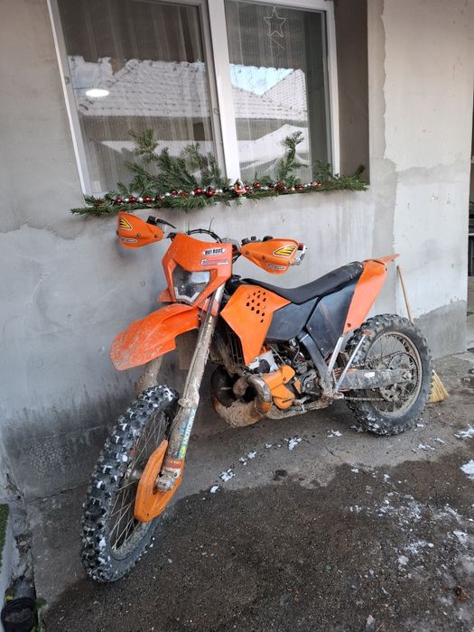 Vând ktm exc 300 2010 pornire buton,cu acte