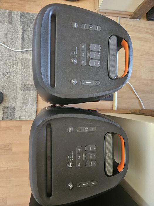Vand Boxe JBL 310