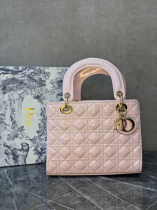 Дамска розова чанта