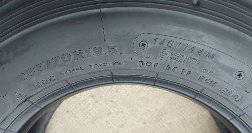 285/70 R19.5 146/144M 16PR Bridgestone R-DRIVE 002 M+S tracțiune