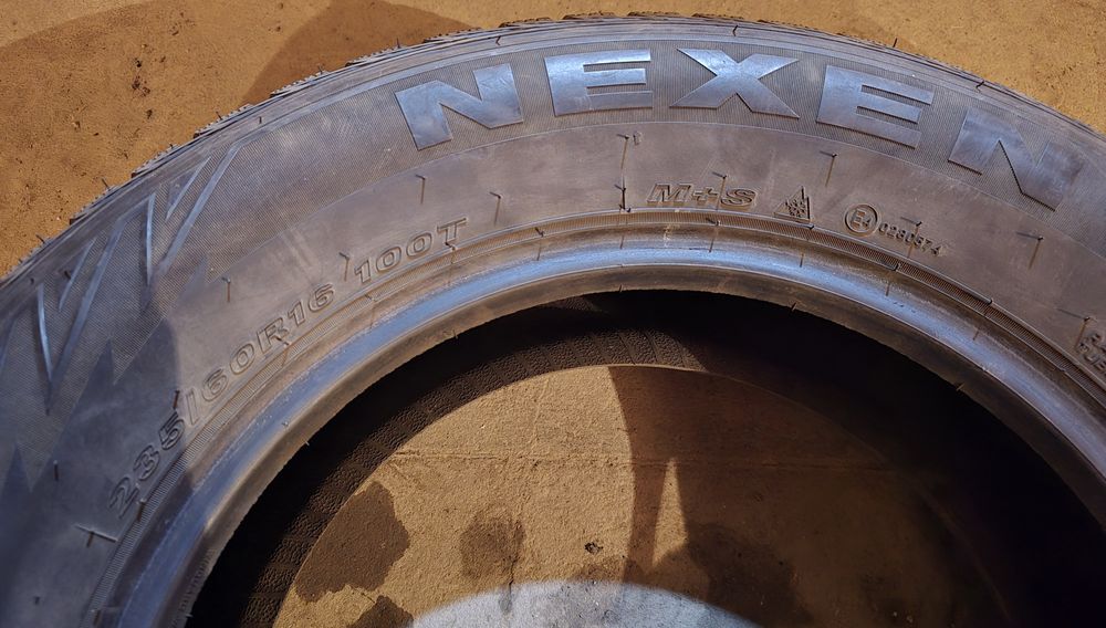 Продам шины 235/60 R16