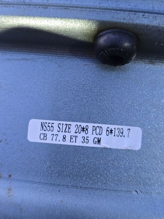 Диски R20, 6х139.7, 2 диска с трещинами