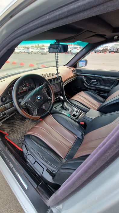 Продам легеду, BMW E38 в достойном состояние